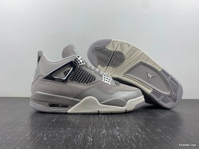 4 Moments Jordan AQ9129-001 Air Frozen 0816